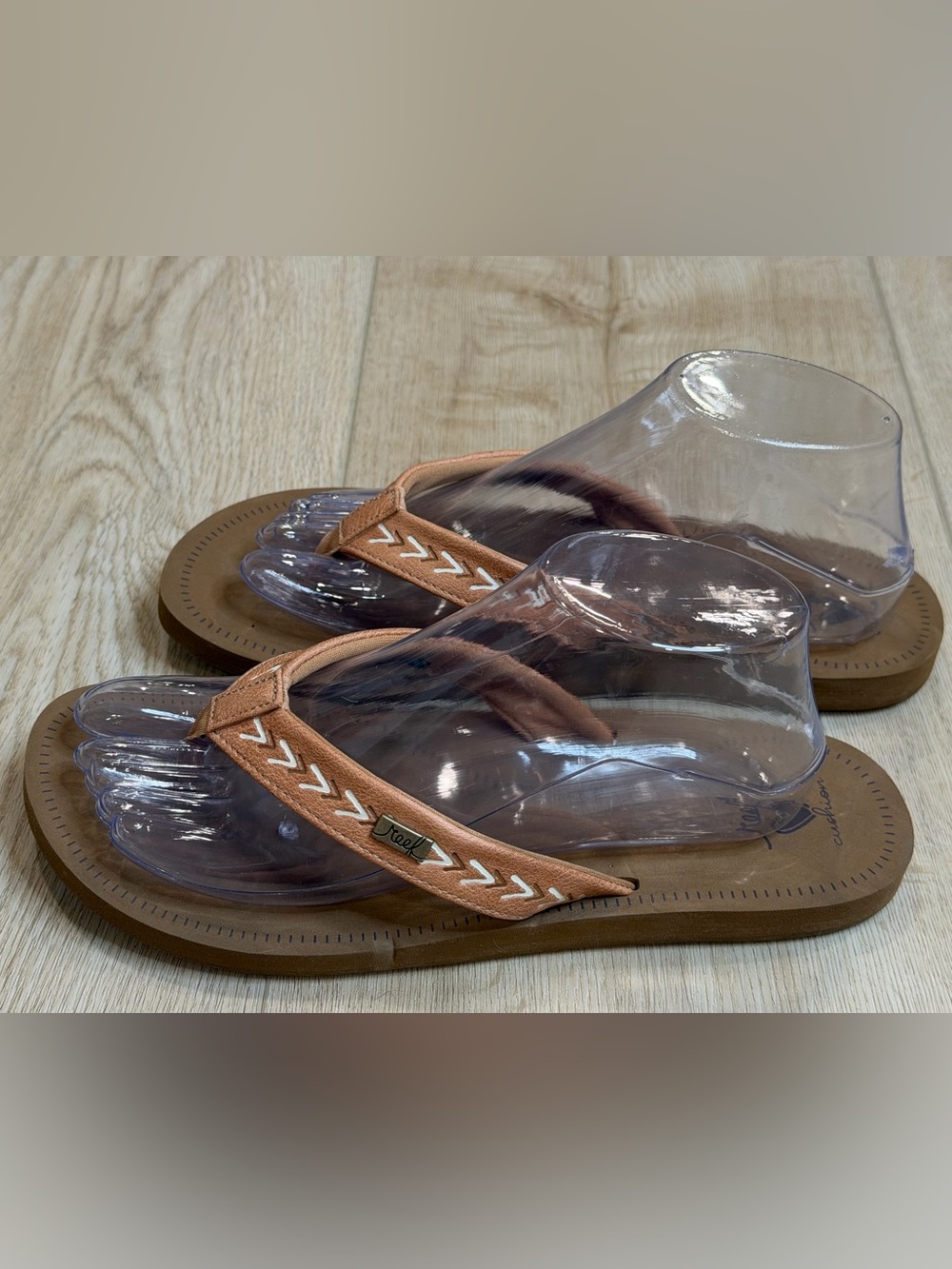 Reef Women's Beachbreak Flip Flop Sandals Brown Sz 9 NEW Chevron Strap